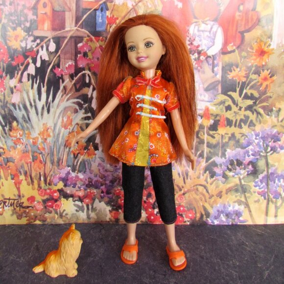 WEE 3 FRIENDS DOLL, REDHEAD LILA w DOG, DRESS, BOOTS, HAT, FLIP-FLOPS, LEGGINGS - Picture 4 of 7